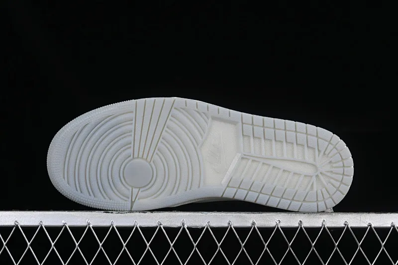 All categories Air Jordan Jordan series basketball shoes Air Jordan 1 Low G version pure original Air Jordan 1 Low CNY "Year of the Drago" AJ1 Joe 1 Year of the Dragon Limited Qinglong low-top cultural casual sneakers FN3727-100